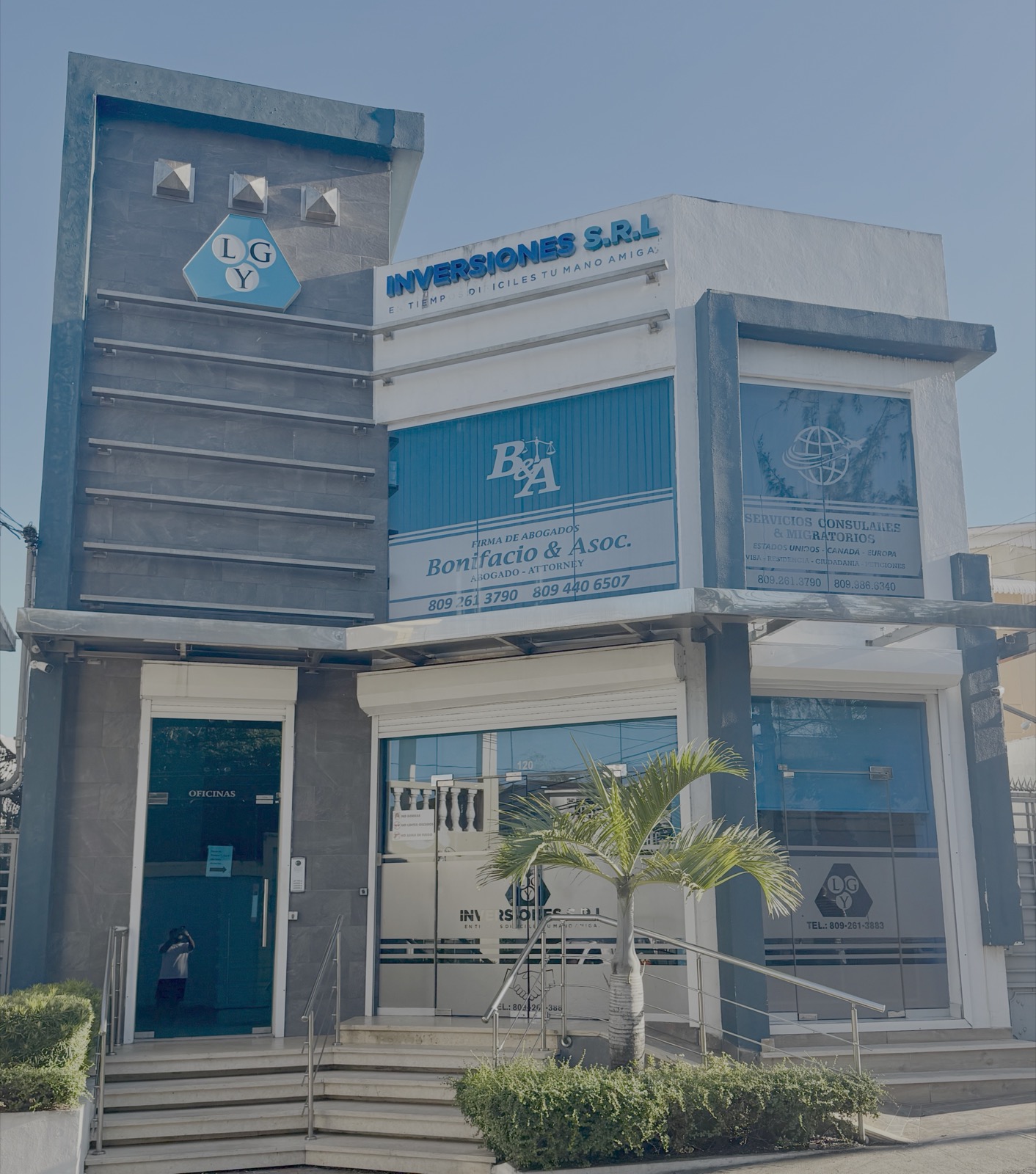 Edificio de Inversiones Luna García S.R.L. ubicado en Calle Beller No. 120, Puerto Plata, República Dominicana